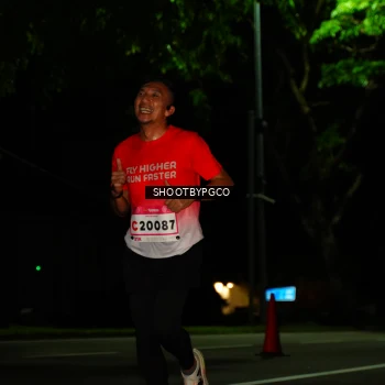 Runner Photo 1779889