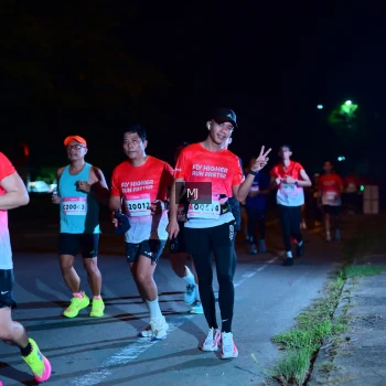 Runner Photo 1780104