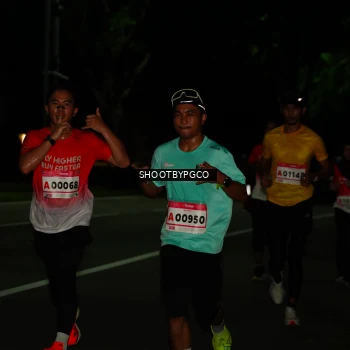 Runner Photo 1780422