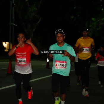 Runner Photo 1780425