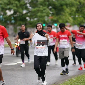 Runner Photo 1780435