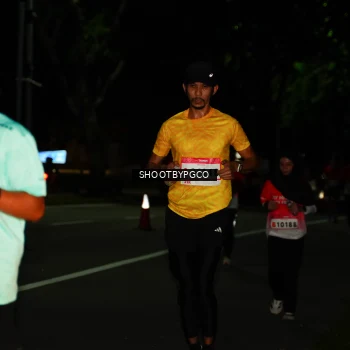 Runner Photo 1780472
