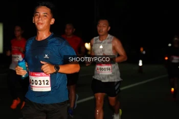 Runner Photo 1780653