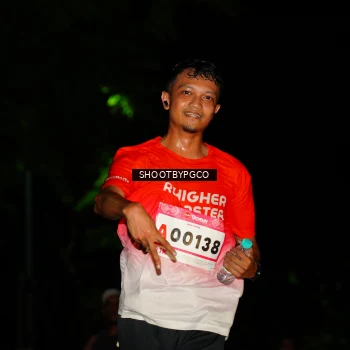 Runner Photo 1780773
