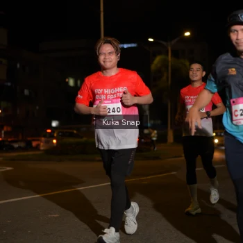 Runner Photo 1781412
