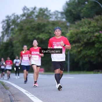 Runner Photo 1781839