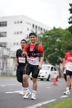 Runner Photo 1782400