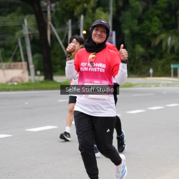 Runner Photo 1782629