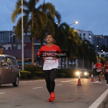 Runner Photo 1783298