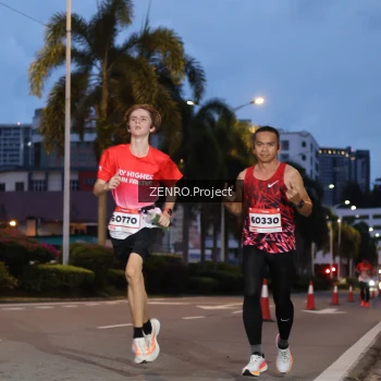 Runner Photo 1783352