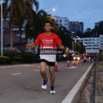 Runner Photo 1783850