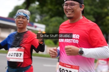Runner Photo 1784134
