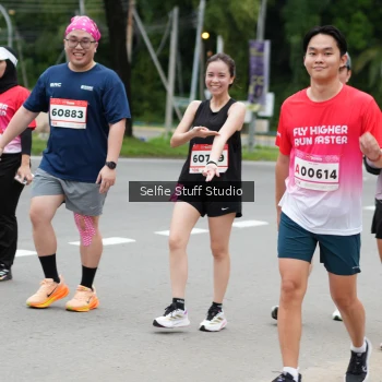 Runner Photo 1784441