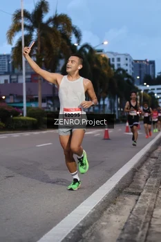 Runner Photo 1784651