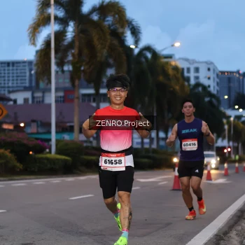 Runner Photo 1784746