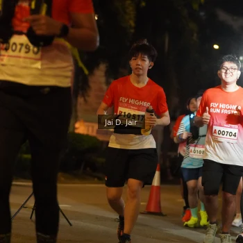 Runner Photo 1785121