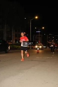 Runner Photo 1785592