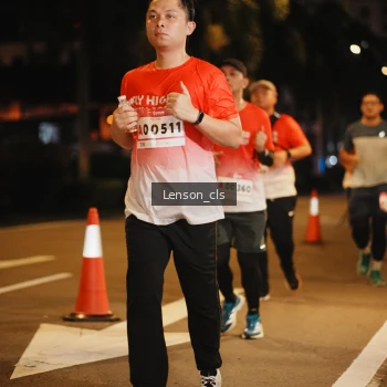 Runner Photo 1785682