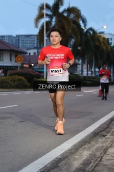Runner Photo 1785690