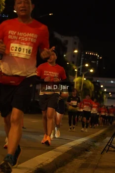 Runner Photo 1785709