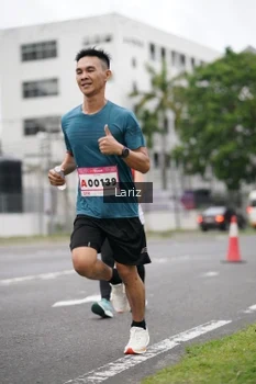 Runner Photo 1785836