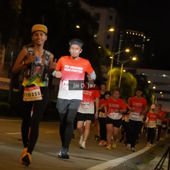 Runner Photo 1785873