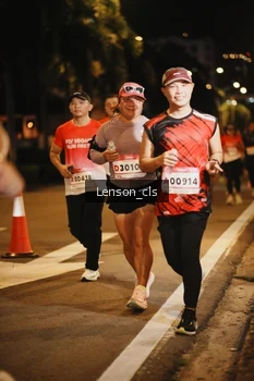 Runner Photo 1785894