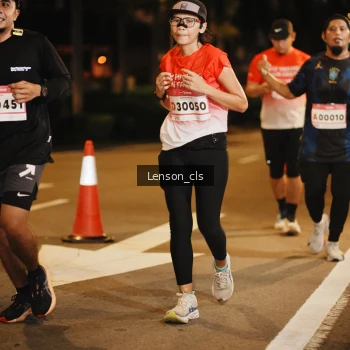 Runner Photo 1785952