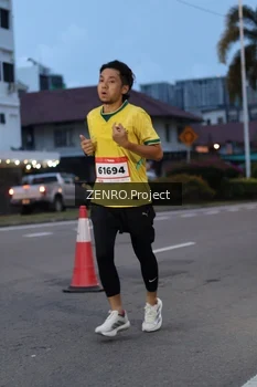 Runner Photo 1785999