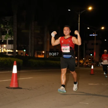 Runner Photo 1786056