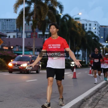Runner Photo 1786118