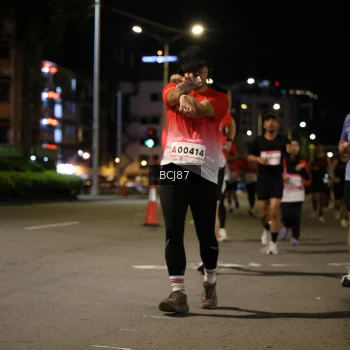 Runner Photo 1786121