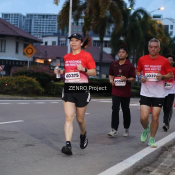 Runner Photo 1786335