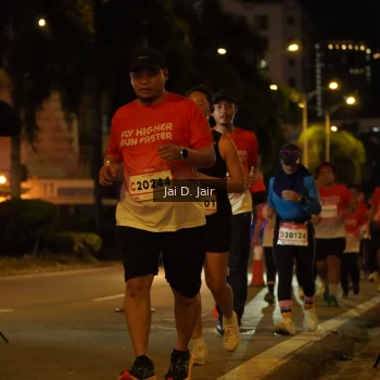 Runner Photo 1786339