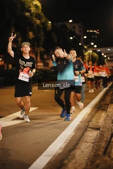 Runner Photo 1786473