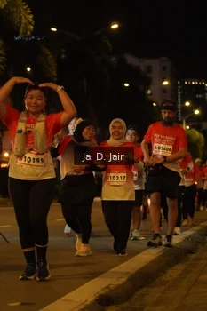Runner Photo 1786593