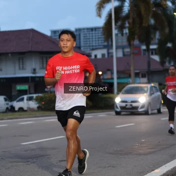 Runner Photo 1786928