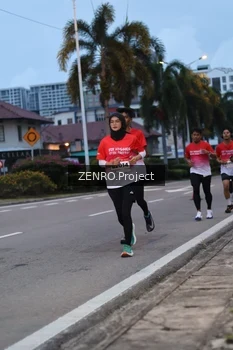 Runner Photo 1787183