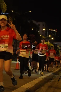Runner Photo 1787274