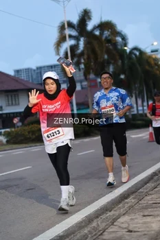 Runner Photo 1787295
