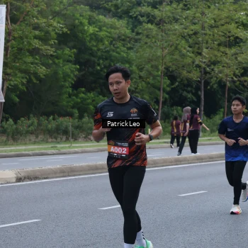 Runner Photo 1787456