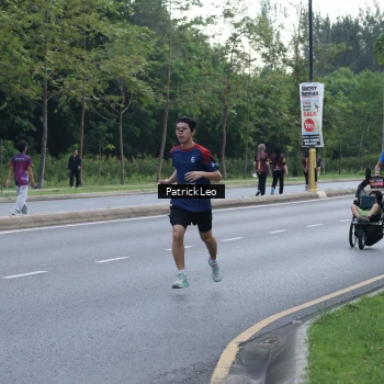 Runner Photo 1787565