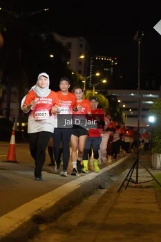 Runner Photo 1787566
