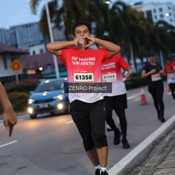 Runner Photo 1787830