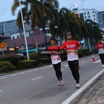 Runner Photo 1787885
