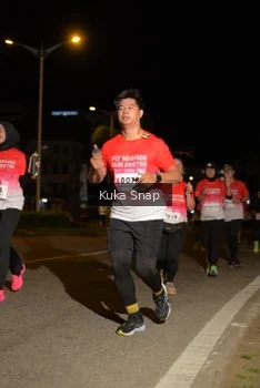 Runner Photo 1787892