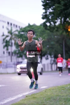 Runner Photo 1788040