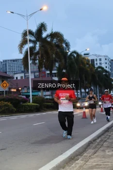 Runner Photo 1788305