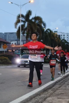 Runner Photo 1788439
