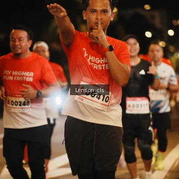 Runner Photo 1788641